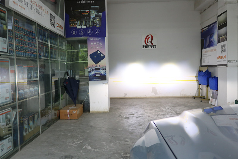 GLK时宇总成改米石LED (10).JPG